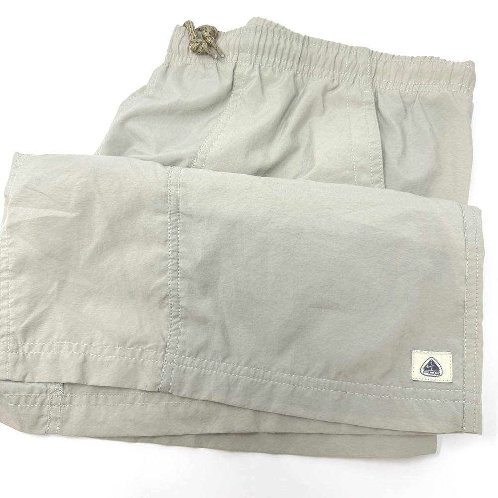 Nike ACG Men's Tan Cargo Shorts Size XL Elastic‎ Waist Drawstring Pockets